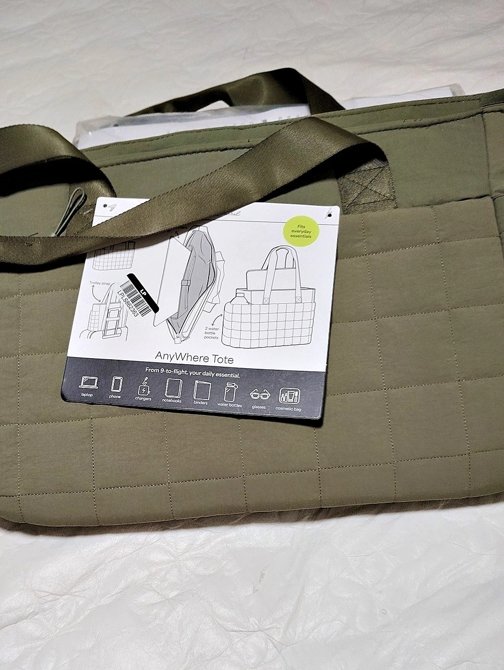 Ink & Barrel AnyWhere Tote Quilted Tote in Green